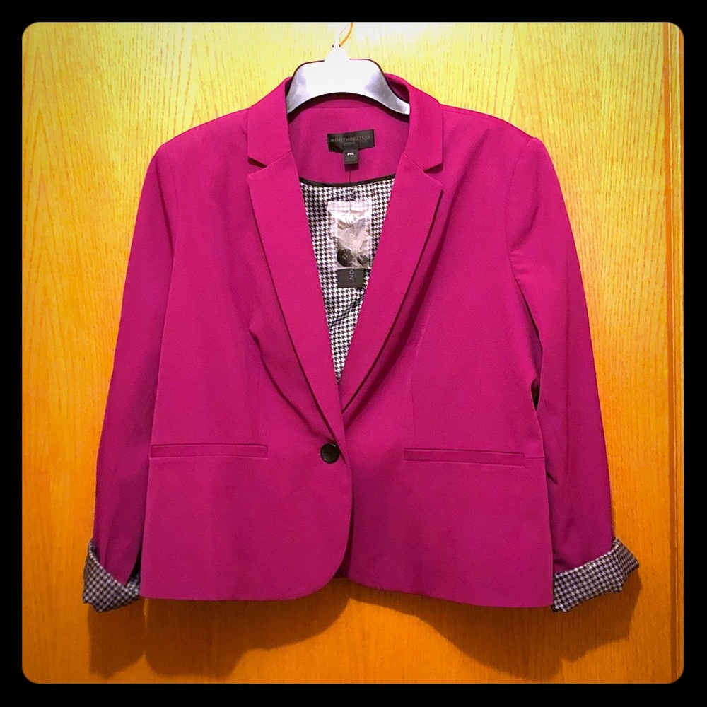 Fuchsia blazer